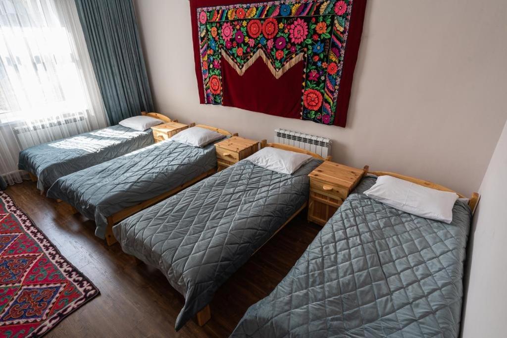 Muras Hotel Karakol Exteriör bild